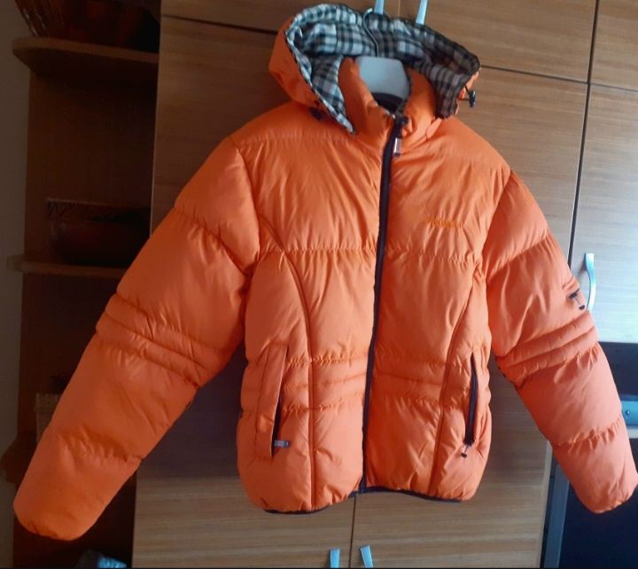 Маркови пухени якета