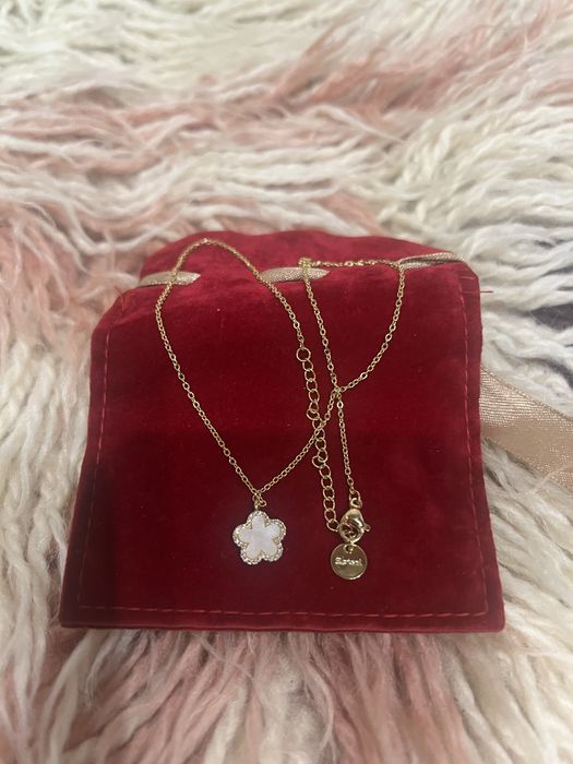 Колие от неръждаваема стомана