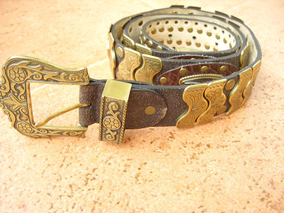 Кожен колан с орнаменти