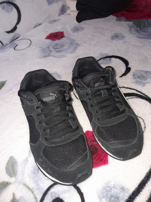 Adidasi Puma originali marinea 36