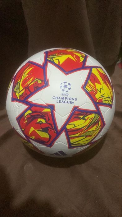 Футбольные мячи хиты 2026 адидас