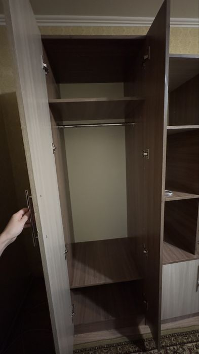 Продам шкаф с ТВ зоной