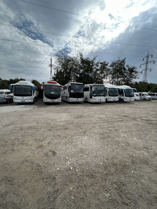 Inchiriere Autocare/Microbuze transport persoane Intern/International