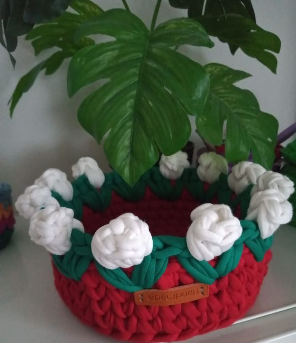 ръчно изплетени панери