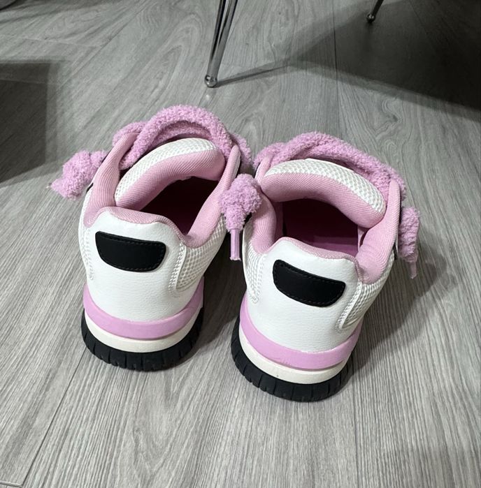 Кроссовки bershka hello kitty