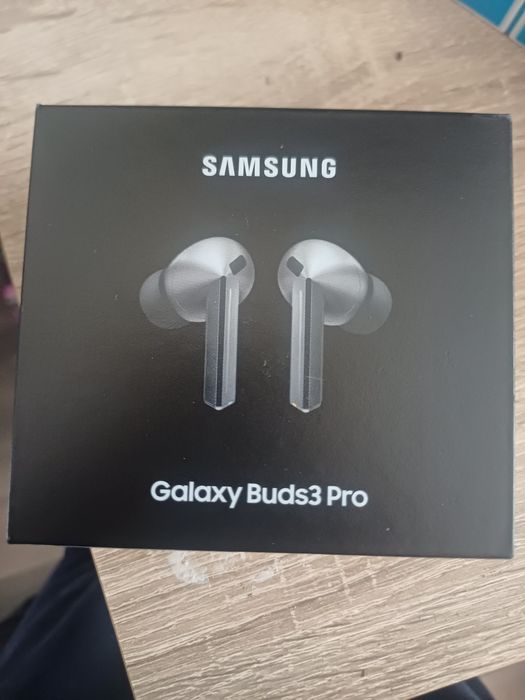 Samsung Galaxy Buds3 Pro (напълно нови)