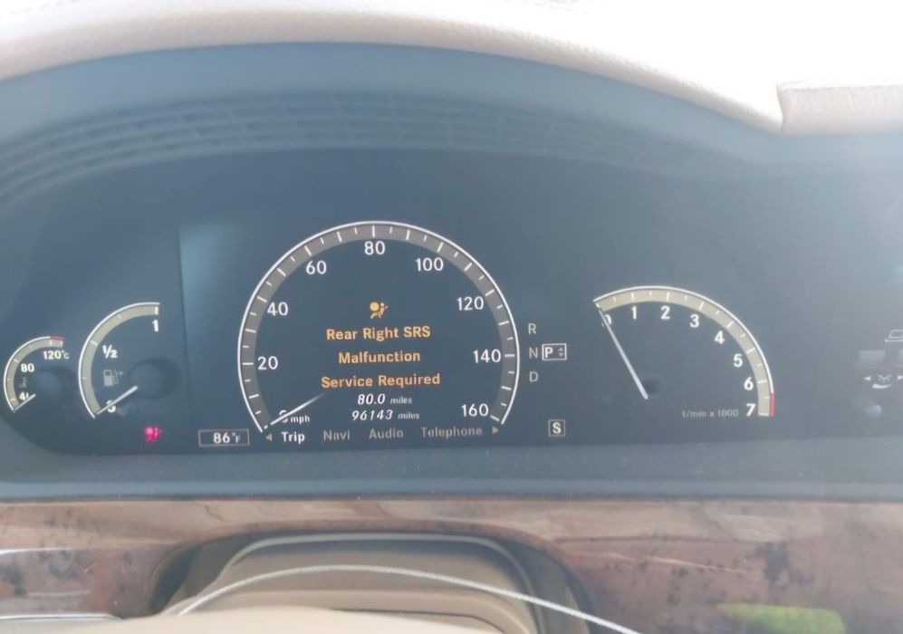 W221 Мерцедес S 500