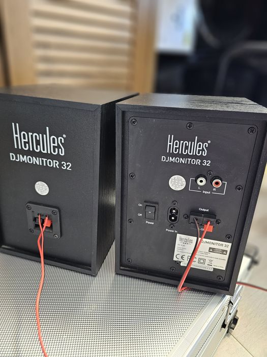 Vând monitoare active hercules