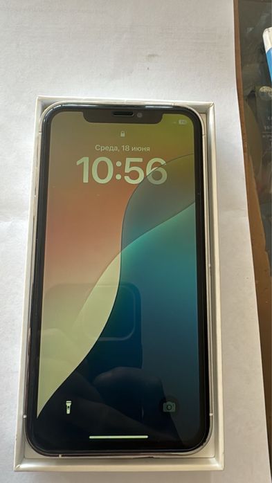 Продам айфон 14.  XR 64гб