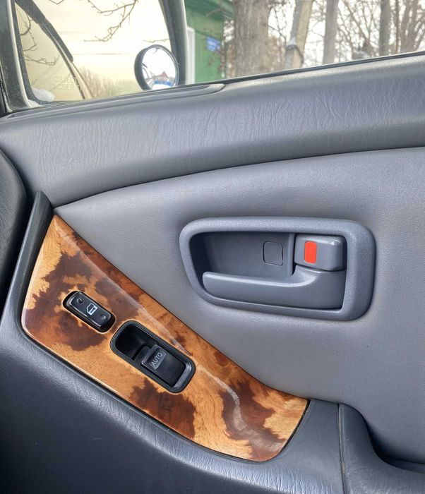 Продам LEXUS RX300