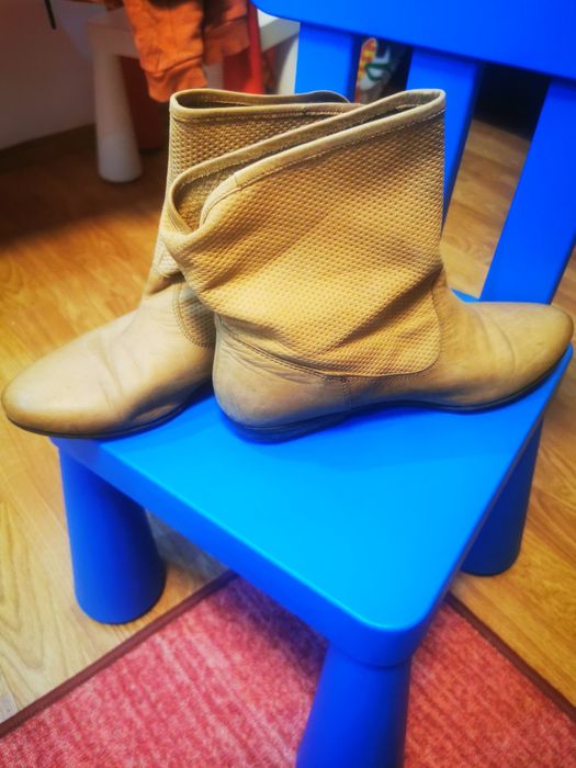 Cizme piele maro deschis Stradivarius