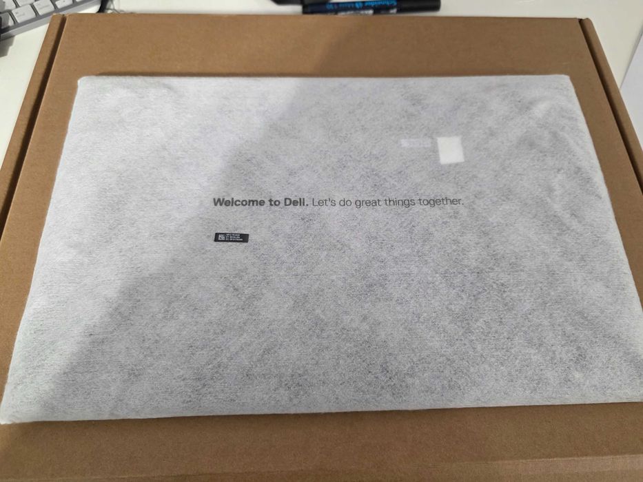 DELL Vostro 3530 i7 / 16GB / 512SSD – NOU