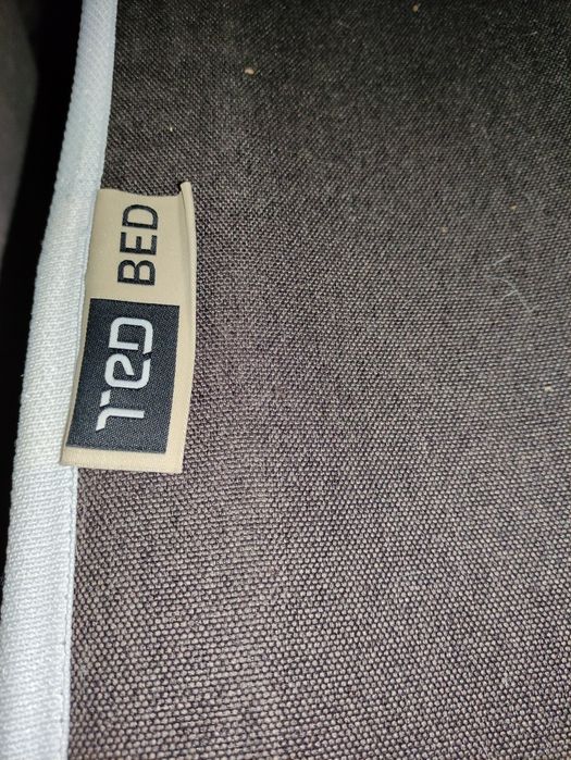 Продавам юношеско легло