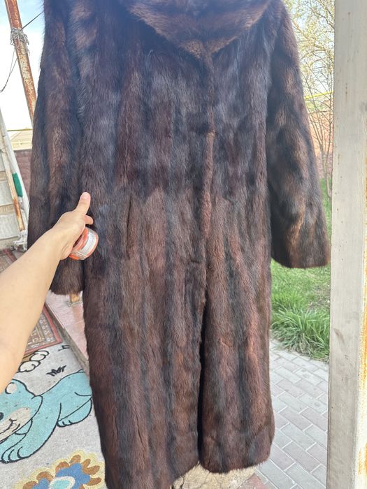 Продам норковую шубу