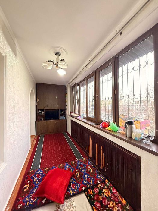 Uy sotiladi Yunusobod 4 kvartalda