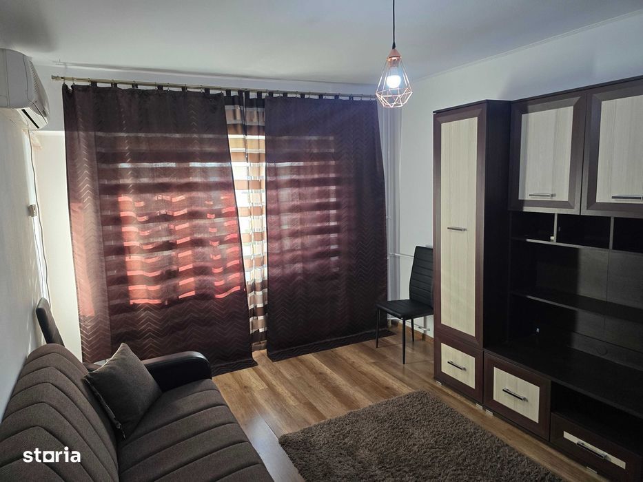 Apartament de inchiriat , 3 camere, zona Ultracentrala-Iasi