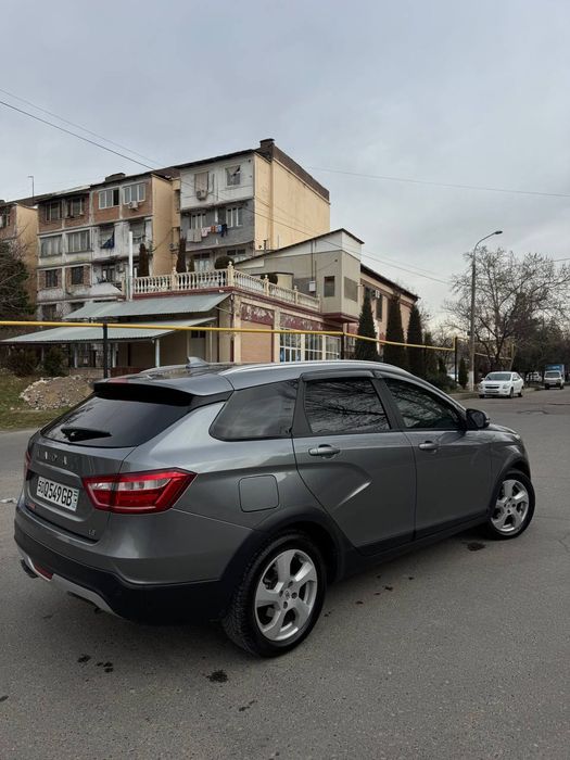 Lada Vesta Cross