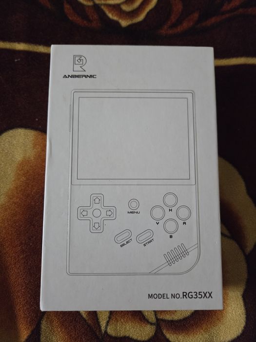 Consola Anbernic RG35XX (2024) – Custom OS (muOS) + Pachet complet de jocuri