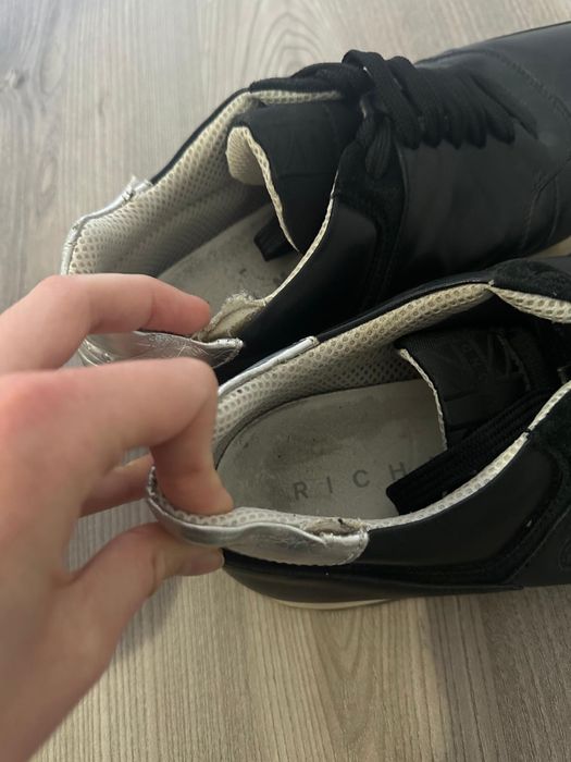 Vând Papuci Richmond nr 43