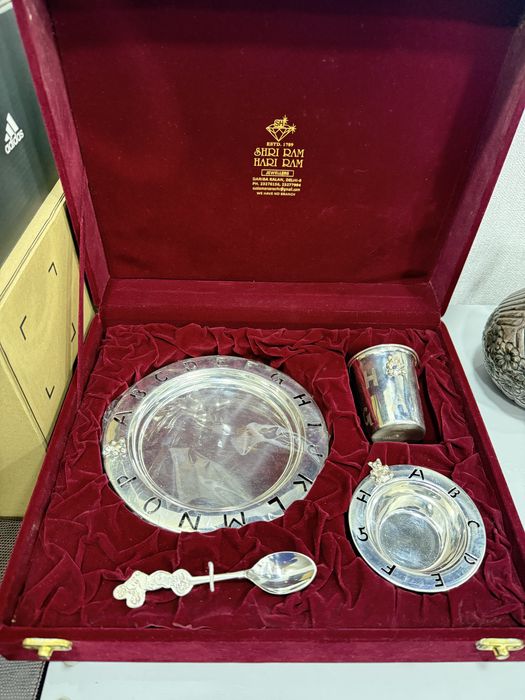 Detskiy nabor iz serebra 258gr 925proba noviy