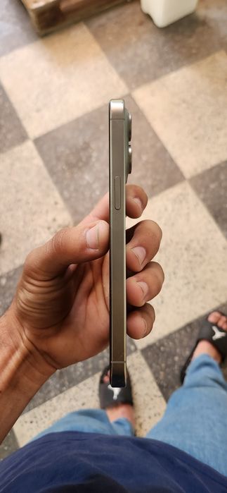 Iphone 15 pro max 256 gb idealno