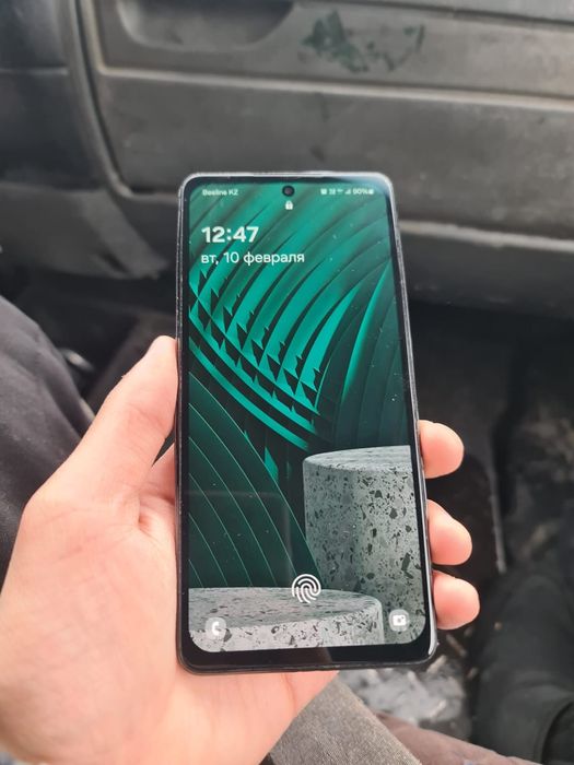 Продам Samsung Galaxy A52