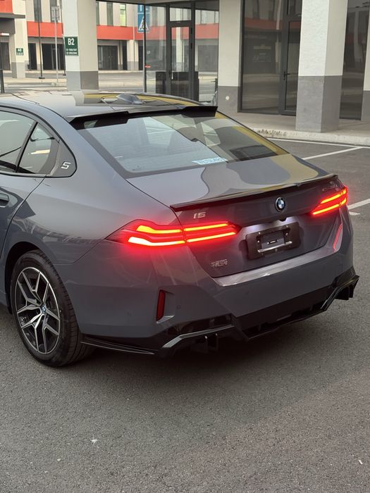 Bmw i5 35L 2024-Yil 11.500 yurgan +dop option 360kamera Harman Kardon