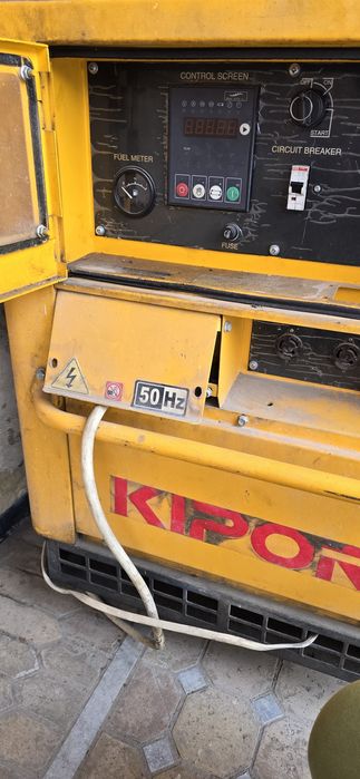 Generator rabochi salarkali ishlidi