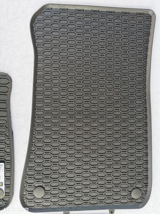 Covorase cauciuc BMW E 81, 82, 84,88,  ( 2007 -2013 ---  )