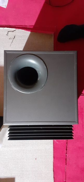 Boxa Logitech bass