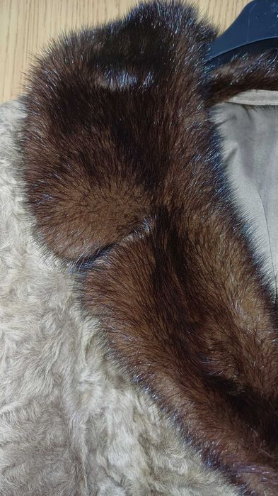 Кафяво палто  естествен косъм L