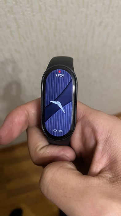 Mi band 10 срочно продам