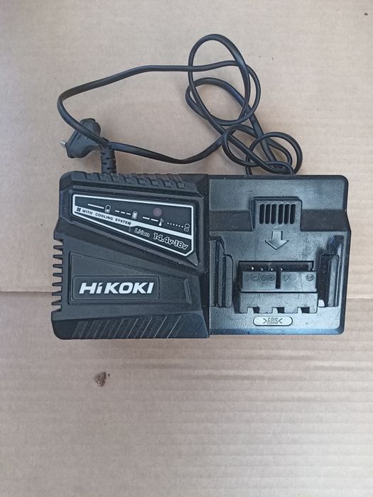Încărcător Hikoki UC 18YFSL