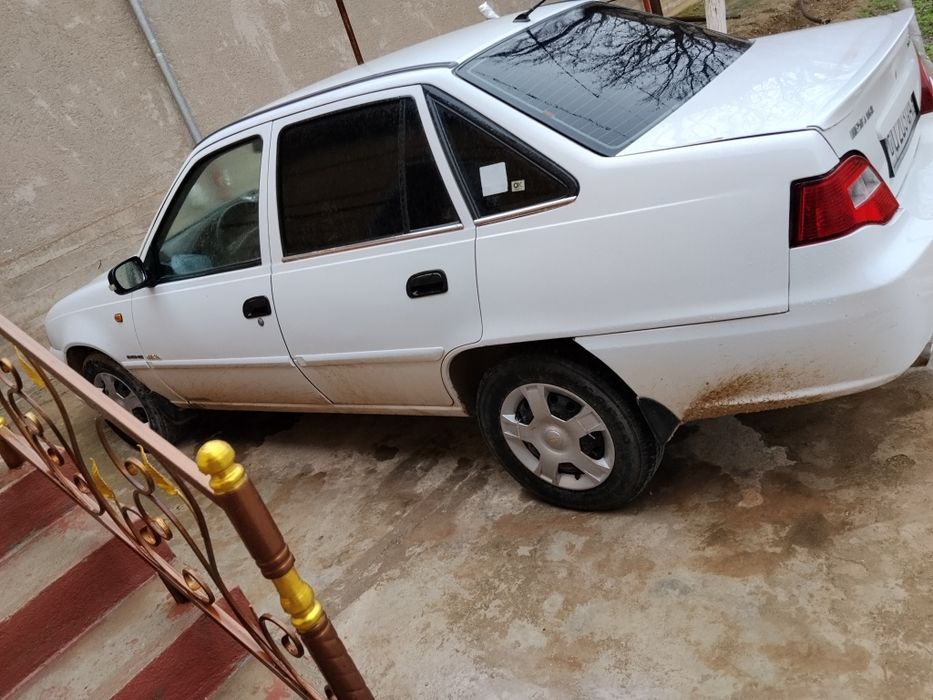 Мошин никсия 1.6