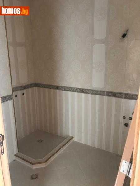 Продава се Тристаен апартамент в Пловдив, Кършияка - 119 кв.м за 2051 €/кв.м - Снимка #9