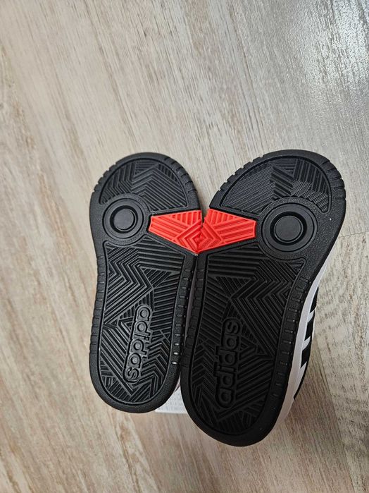 Детски обувки adidas