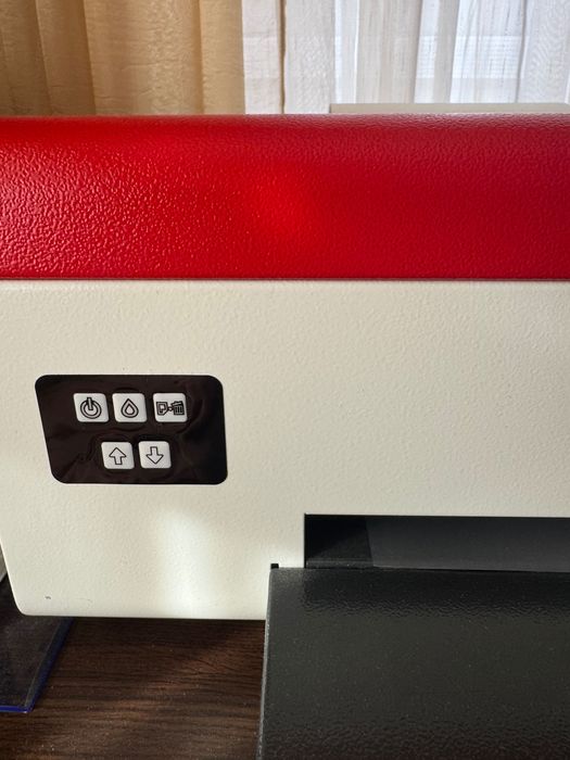 Преса за щамповане на дрехи