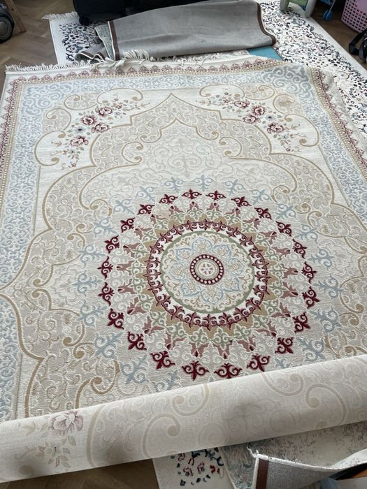 Продаются четыре ковра