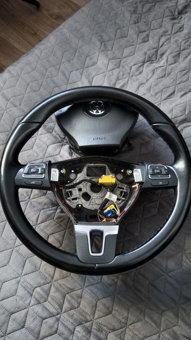Vand volan passat b6, b7, cc cu padele
