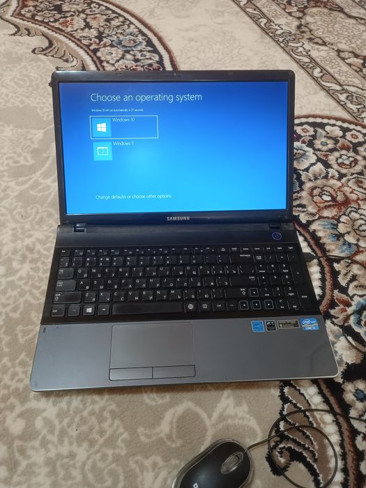 Ноутбук Самсунг i3. 1T. SSD128.