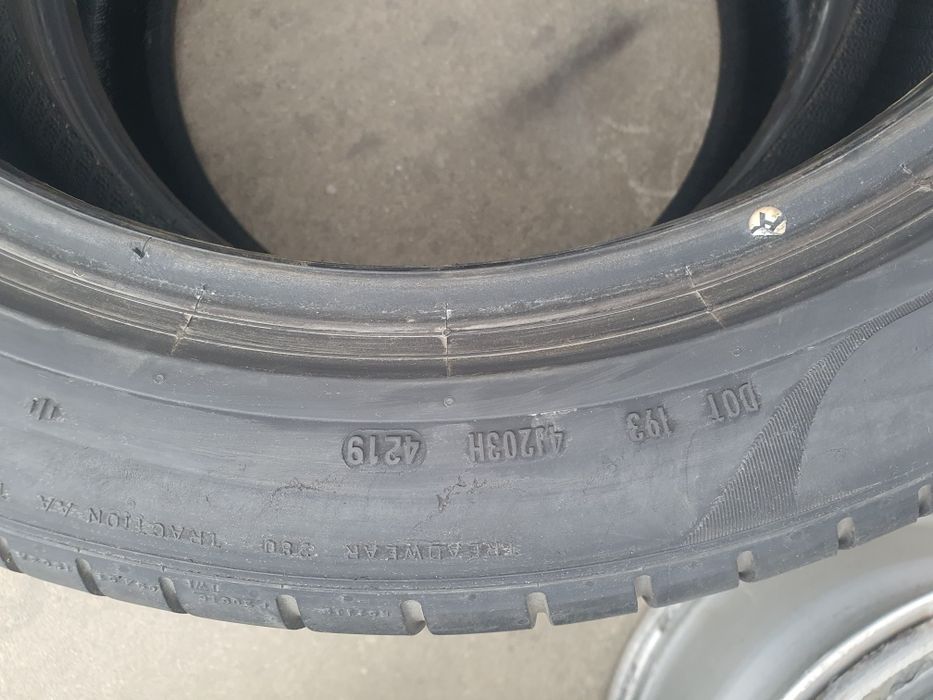 Anvelope 245/45/18  vara Pirelli cu steluta.Bmw