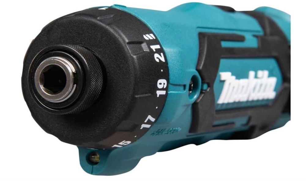 Акумулаторна отвертка Makita DF012DSE