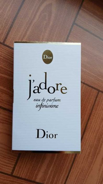 Miniparfum Dior Miss Dior Blooming Bouquet EdT 5 ml + cadou