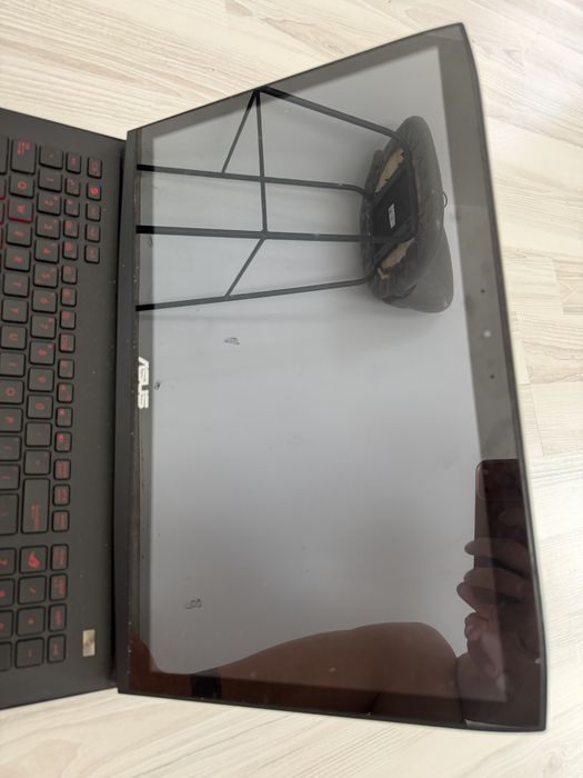 ASUS ROG G751 pentru Piese