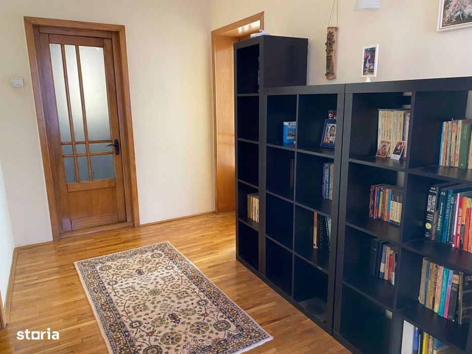 Casa cu 4 camere, 120 mp, zona Est