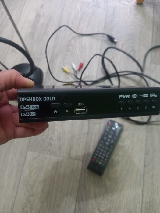 Приставкамен  антенна  сатылады