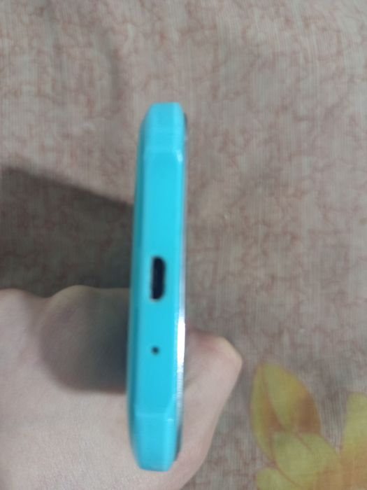 Продам Samsung Galaxy j1 ace