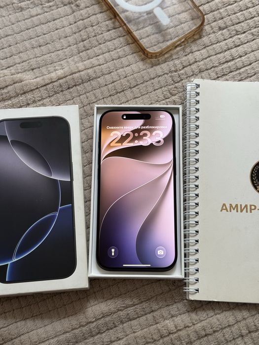 iPhone 16 Pro black
