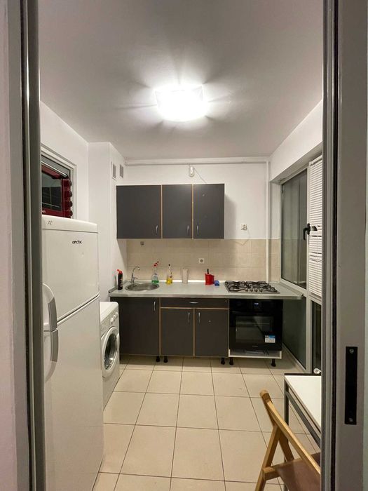 Inchiriez Garoniera in Cartierul Rezidential Quadra Place