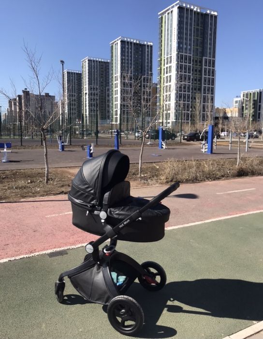 Коляска 2в1 фирмы « Hot Mom»